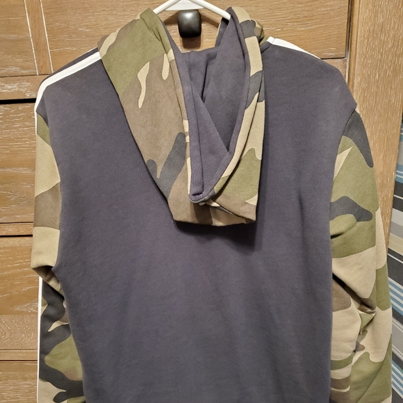 Men's Adidas Hoodie (NWT) - Picture 2 of 2